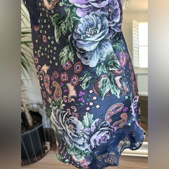 Vintage 90s Victoria's Secret Gold Label Satin Floral Slip Chemise Navy Lace - Picture 4 of 8